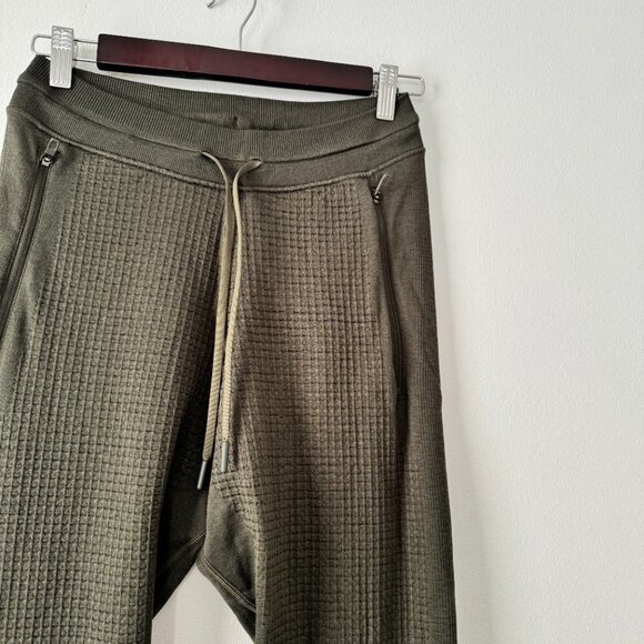 Lululemon Engineered Warmth Jogger - Picture 2 of 10